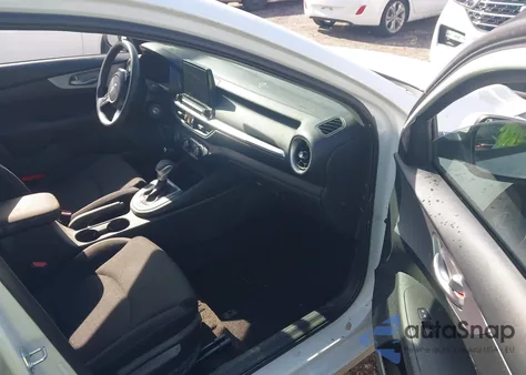 2024 Kia Forte Lx/Lxs from USA, damaged, VIN 3KPF24AD4RE786984